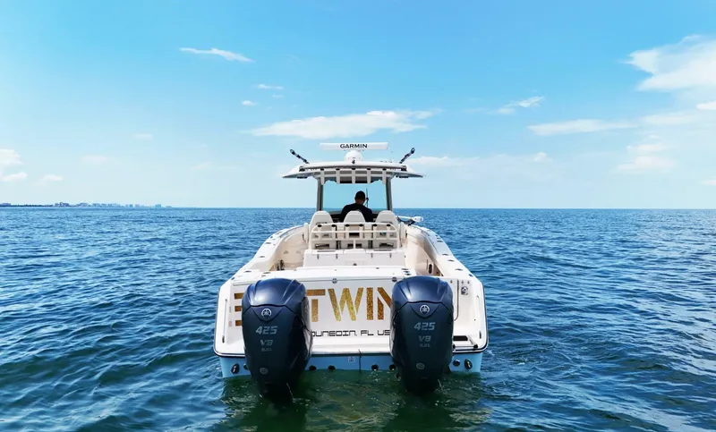  Yacht Photos Pics 2023 Grady-white 336 Canyon - Image 6