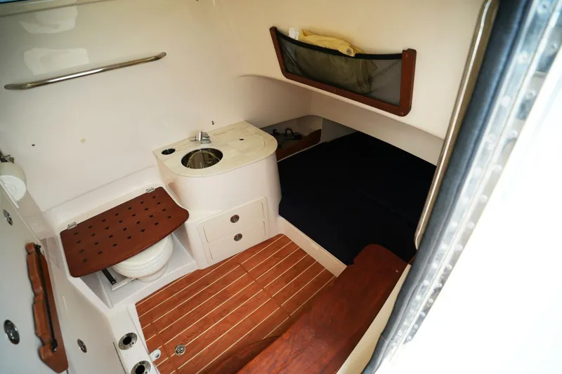  Yacht Photos Pics 2023 Grady-white 336 Canyon - Image 18