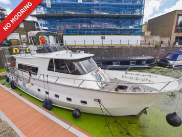 Askham 52'