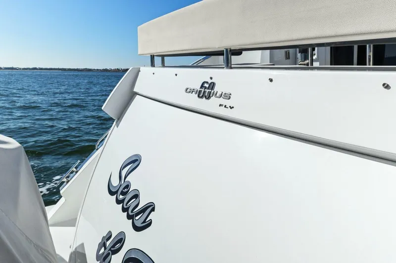Seas The Day Yacht Photos Pics 2019 Cruisers Yachts 60 Cantius - Image 20