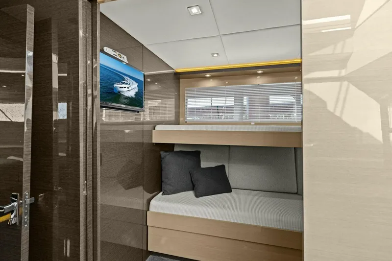 Seas The Day Yacht Photos Pics 2019 Cruisers Yachts 60 Cantius - Image 72