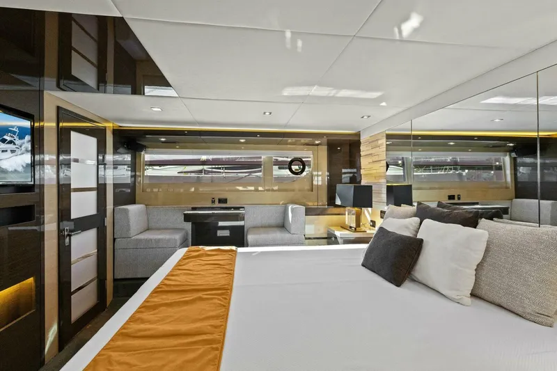 Seas The Day Yacht Photos Pics 2019 Cruisers Yachts 60 Cantius - Image 58