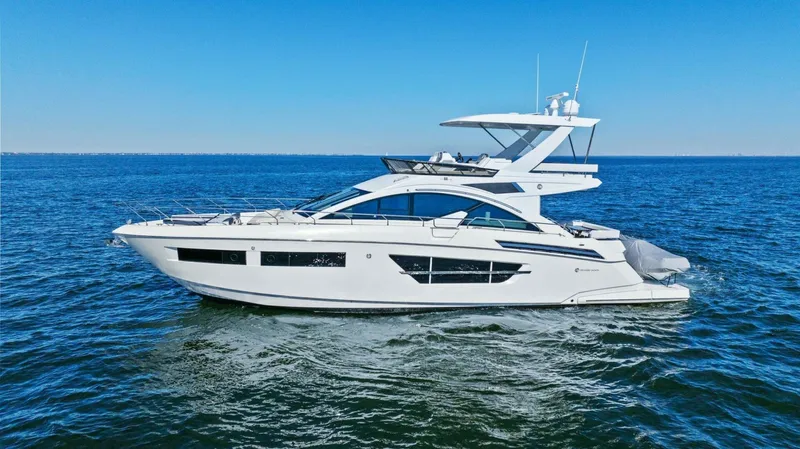 Seas The Day Yacht Photos Pics 2019 Cruisers Yachts Cantius 60 Fly - Image 2