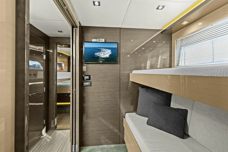 Seas The Day Yacht Photos Pics 2019 Cruisers Yachts 60 Cantius - Image 73