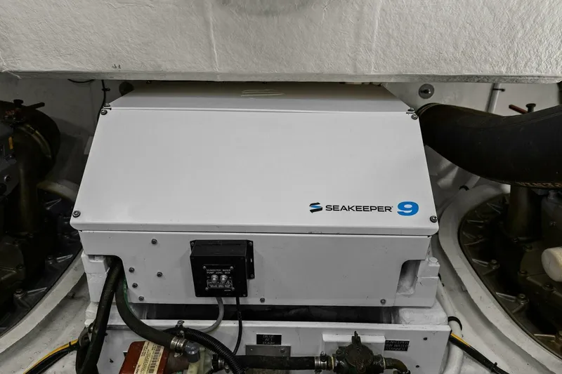 Seas The Day Yacht Photos Pics 2019 Cruisers Yachts 60 Cantius - Image 88