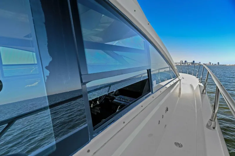 Seas The Day Yacht Photos Pics 2019 Cruisers Yachts 60 Cantius - Image 19