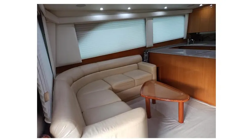 Lianjo Yacht Photos Pics 