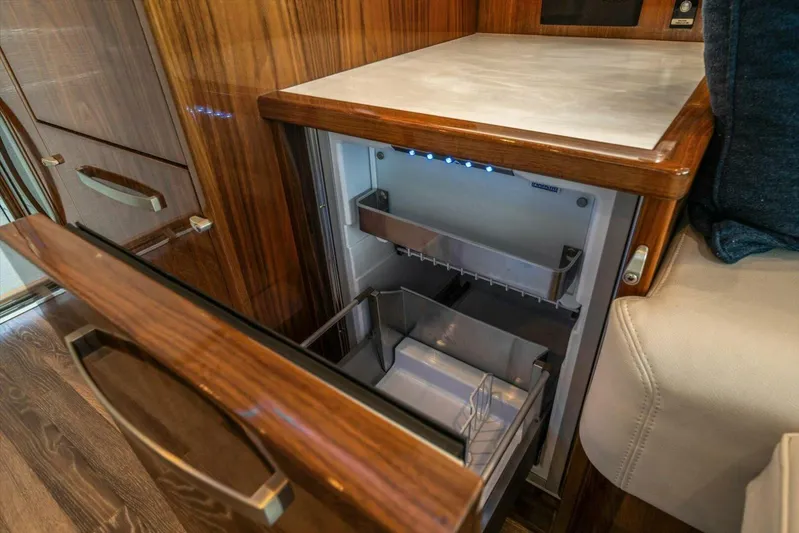 Miss Sip Yacht Photos Pics 2023 Riviera 5400 Sport Yacht - Image 24