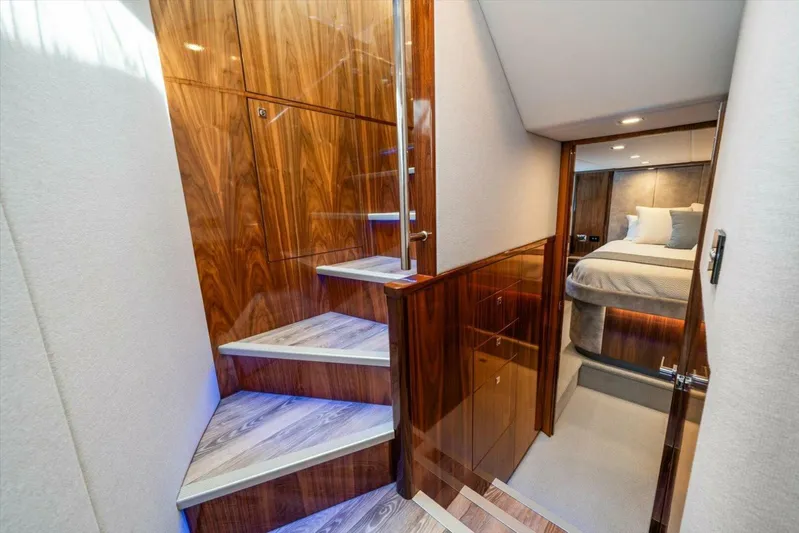Miss Sip Yacht Photos Pics 2023 Riviera 5400 Sport Yacht - Image 38