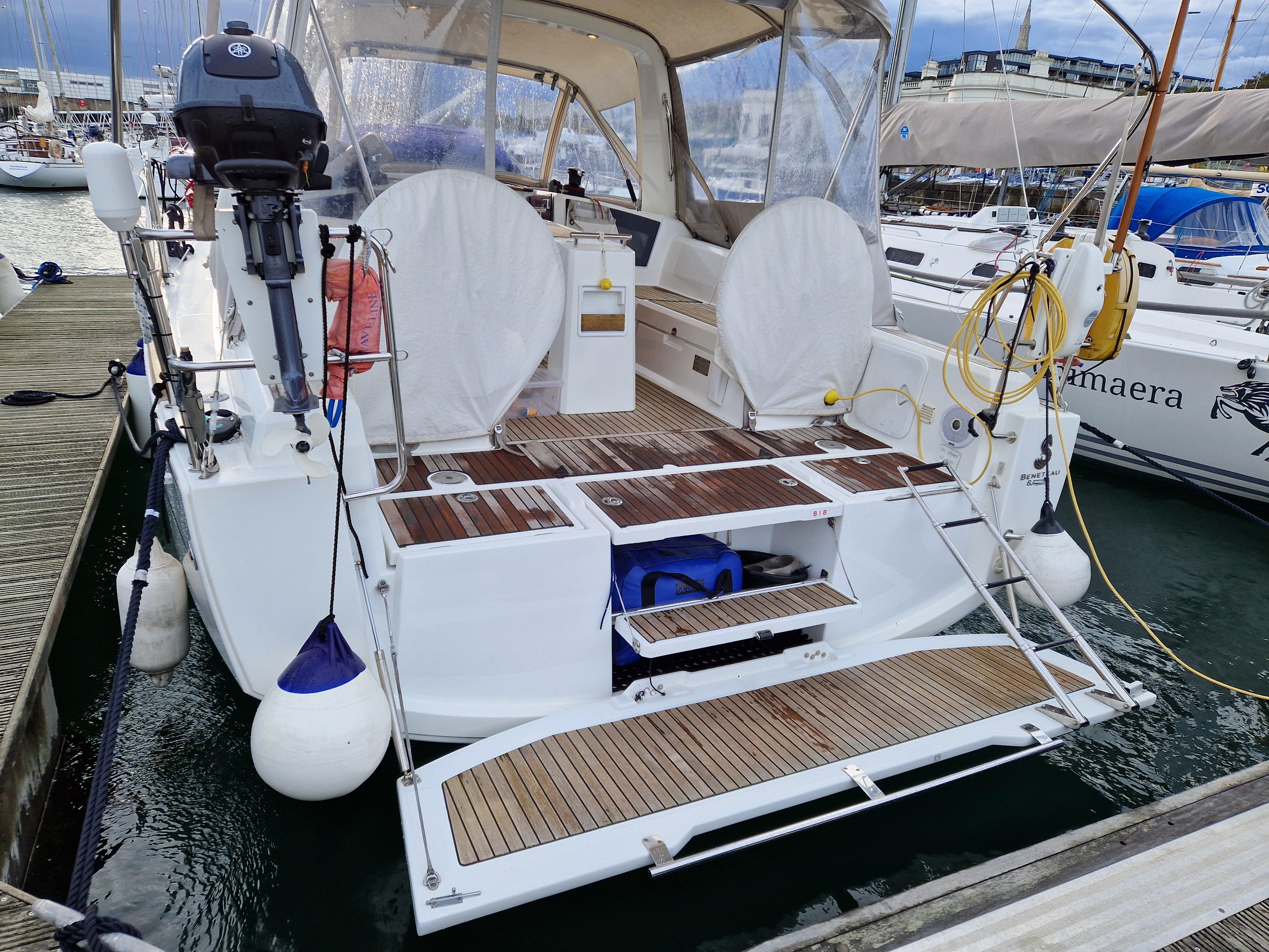 2016 Beneteau Oceanis 35 Cruiser for sale - YachtWorld