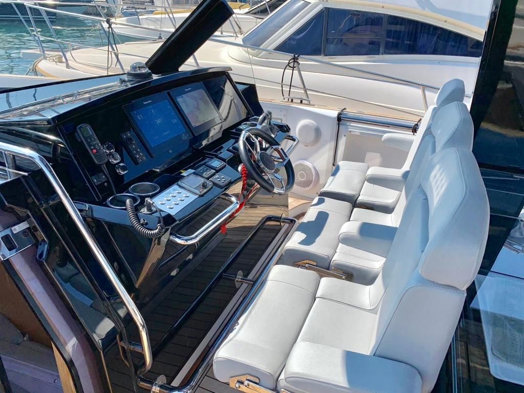 2017 Fjord 44 