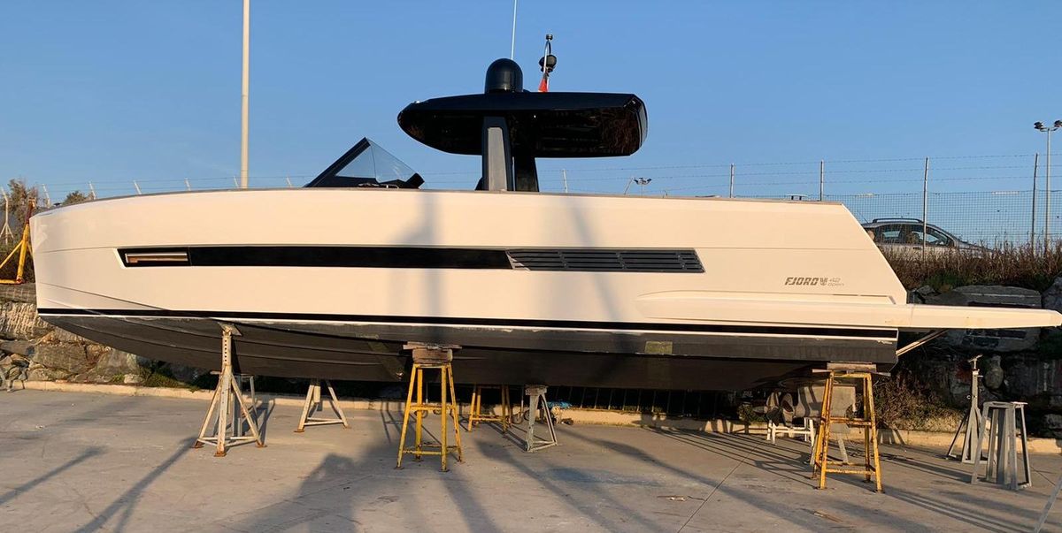 2017 Fjord 44 
