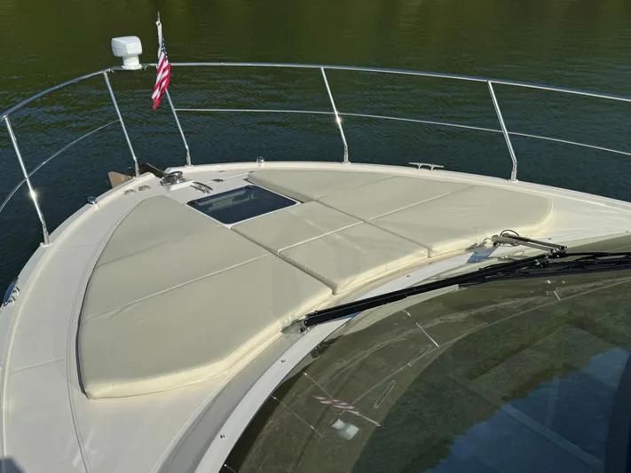 Aflecktion III Yacht Photos Pics Bow Sunpad