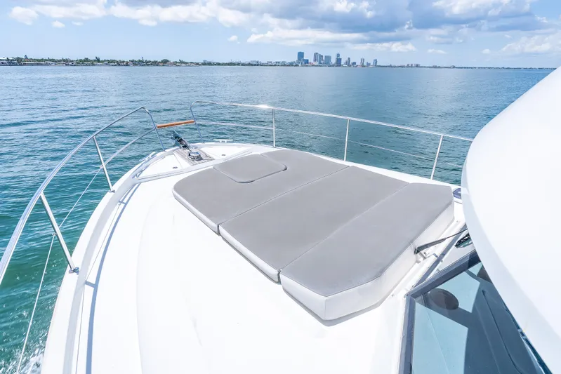 Good Timimg Yacht Photos Pics 