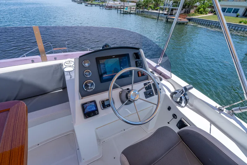 Good Timimg Yacht Photos Pics 