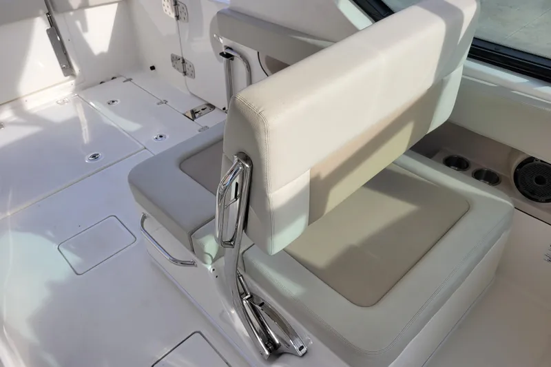  Yacht Photos Pics 2023 Boston Whaler 280 Vantage interior seating with sleek design and modern features.