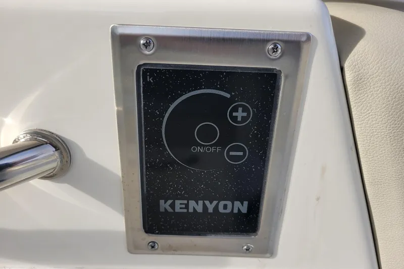  Yacht Photos Pics Control panel on 2023 Boston Whaler 280 Vantage boat, featuring Kenyon interface.