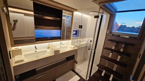 Sunlove Yacht Photos Pics 