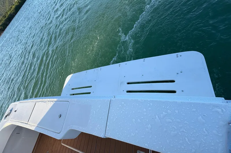  Yacht Photos Pics 2005 Luhrs 38 Convertible boat deck with water view.