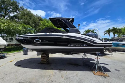 Chaparral 230