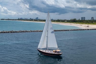 Yacht