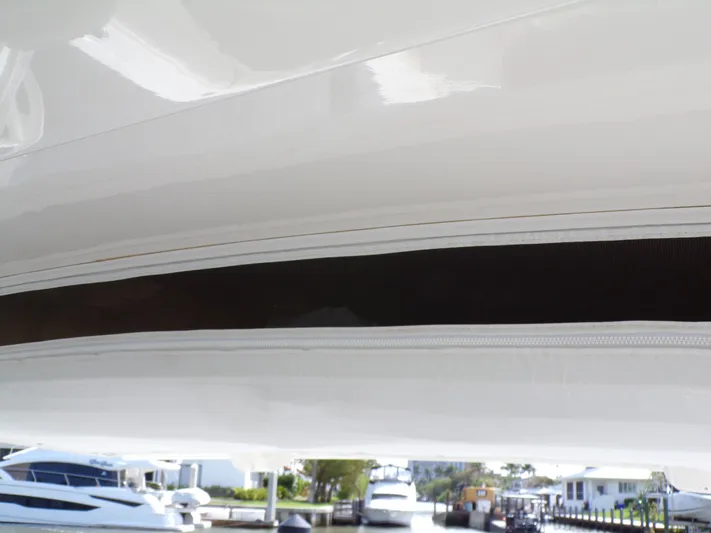  Yacht Photos Pics Close-up of Boston Whaler 420 yacht, 2018 model.