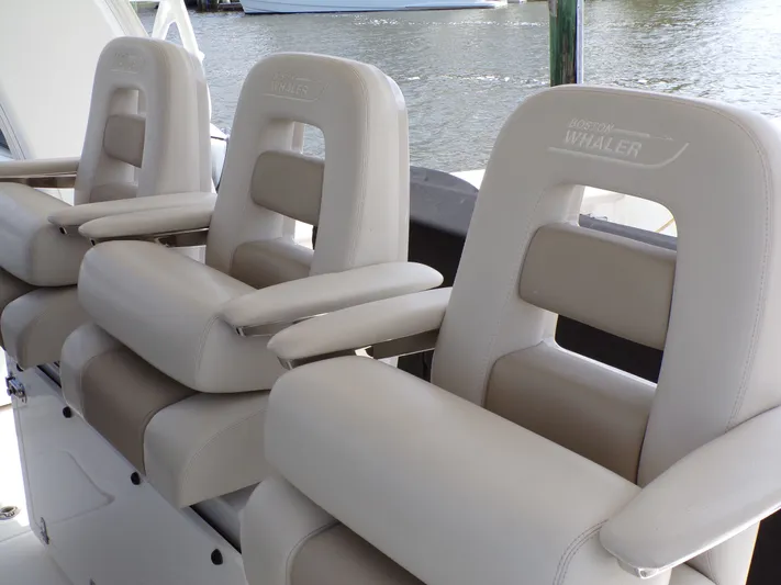  Yacht Photos Pics Luxurious seating on a 2018 Boston Whaler 420 boat.