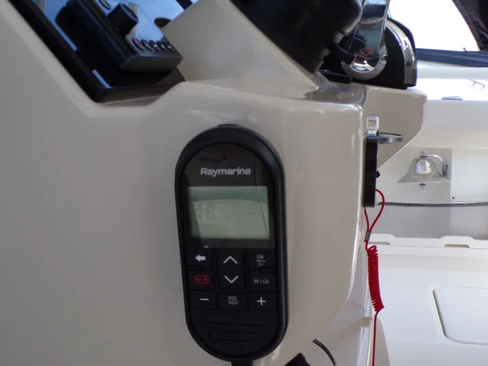  Yacht Photos Pics Raymarine control on 2018 Boston Whaler 420 yacht.