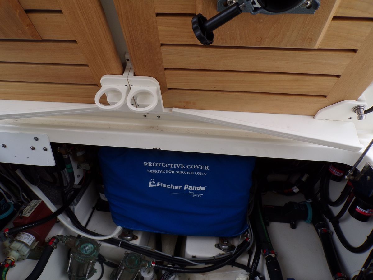 2018 Boston Whaler 42 