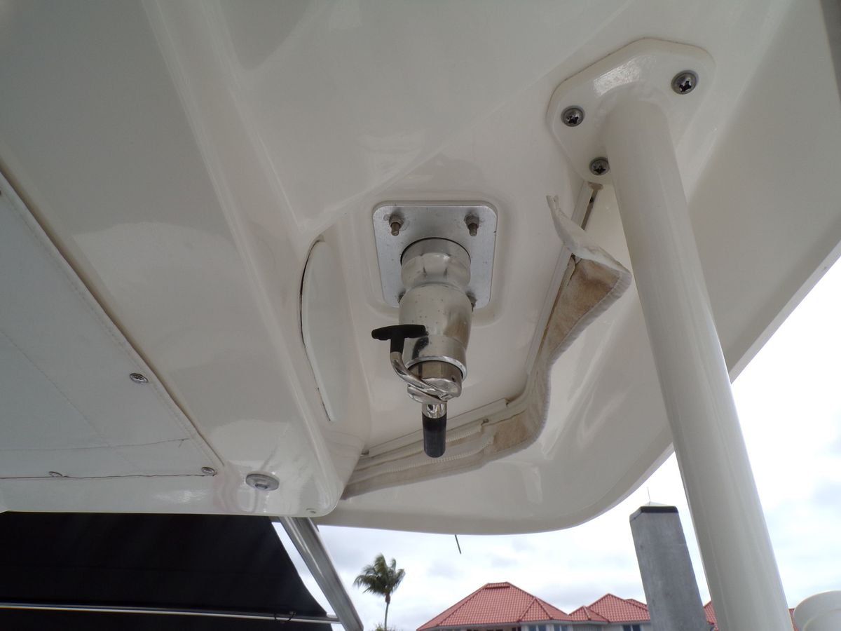 2018 Boston Whaler 42 