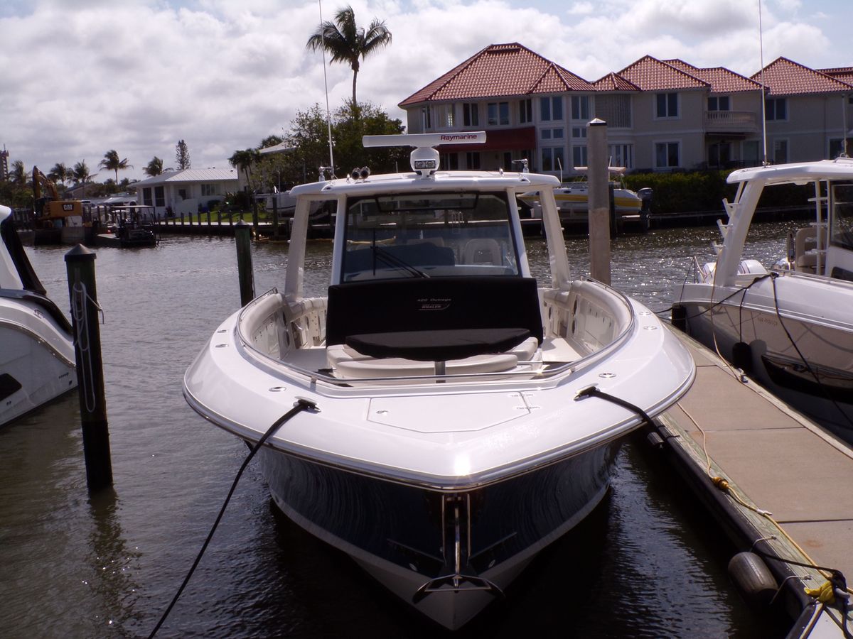 2018 Boston Whaler 42 