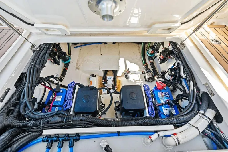 Marmara Yacht Photos Pics 2020 Boston Whaler 320 Vantage engine compartment with wiring and components.