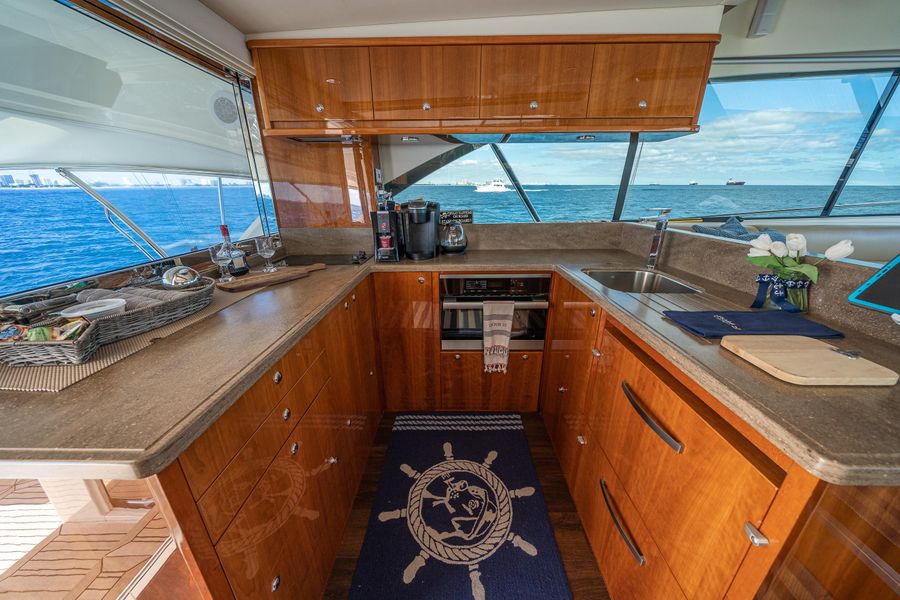 2016 Riviera 52 ENCLOSED FLY BRIDGE