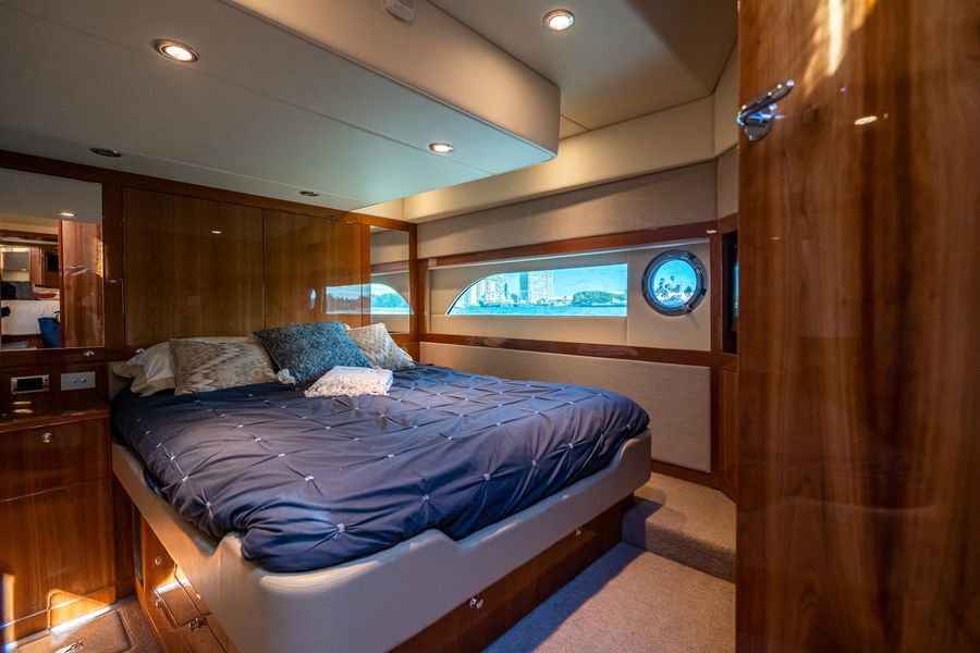 2016 Riviera 52 ENCLOSED FLY BRIDGE