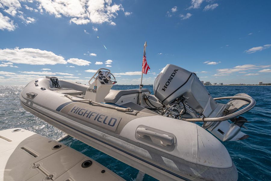 2016 Riviera 52 ENCLOSED FLY BRIDGE