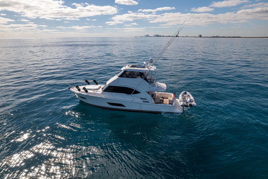 2016 Riviera 52 ENCLOSED FLY BRIDGE