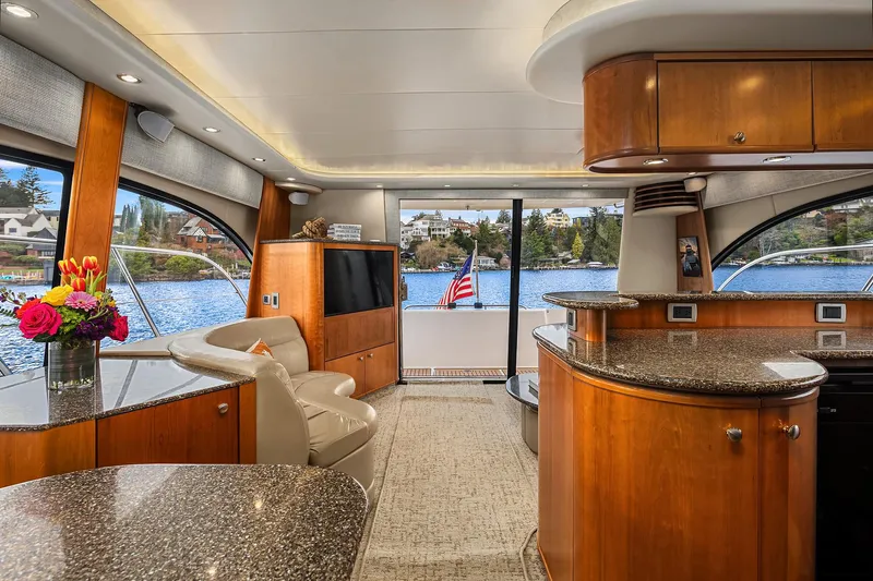 Pura Vida Yacht Photos Pics Dinette