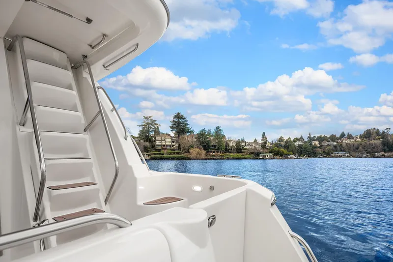 Pura Vida Yacht Photos Pics Stairs to Flybridge