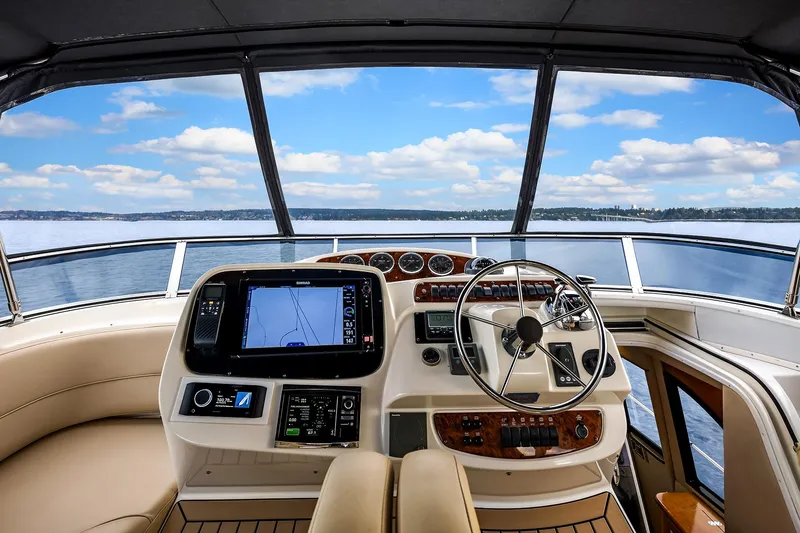 Pura Vida Yacht Photos Pics Helm