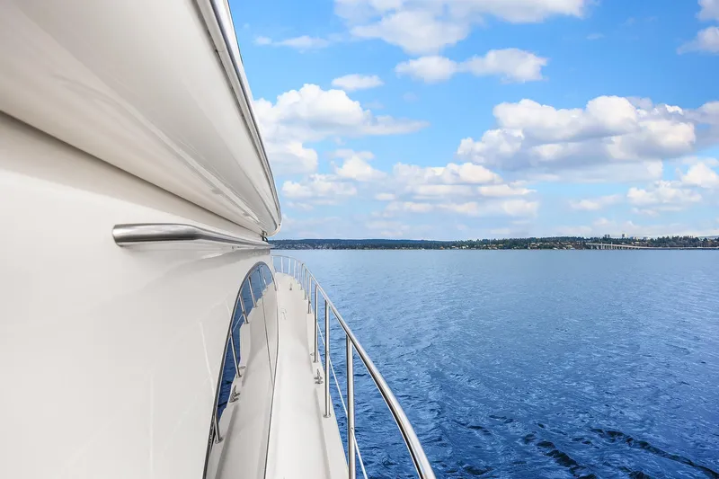 Pura Vida Yacht Photos Pics Starboard Side