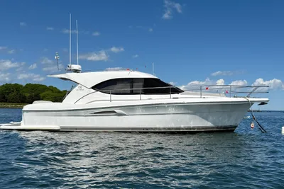 Riviera 3600 Sport Yacht