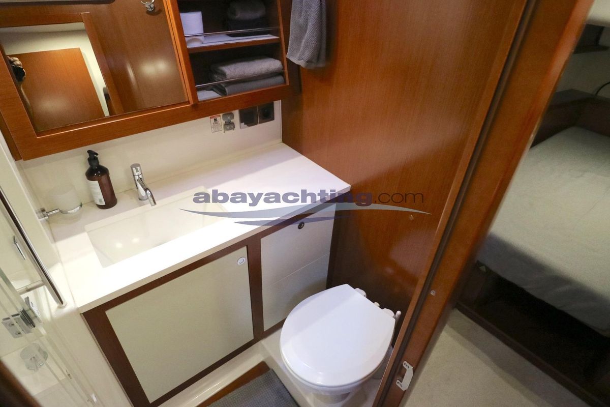 2010 Beneteau 58 