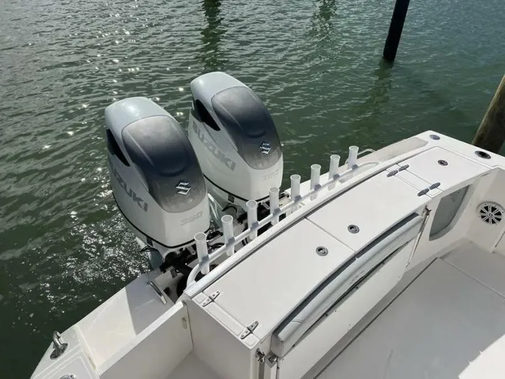  Yacht Photos Pics Twin Suzuki