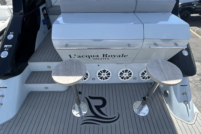  Yacht Photos Pics Luxury yacht L'ACQUA LR350, 2025 model, featuring elegant deck seating and stylish design.