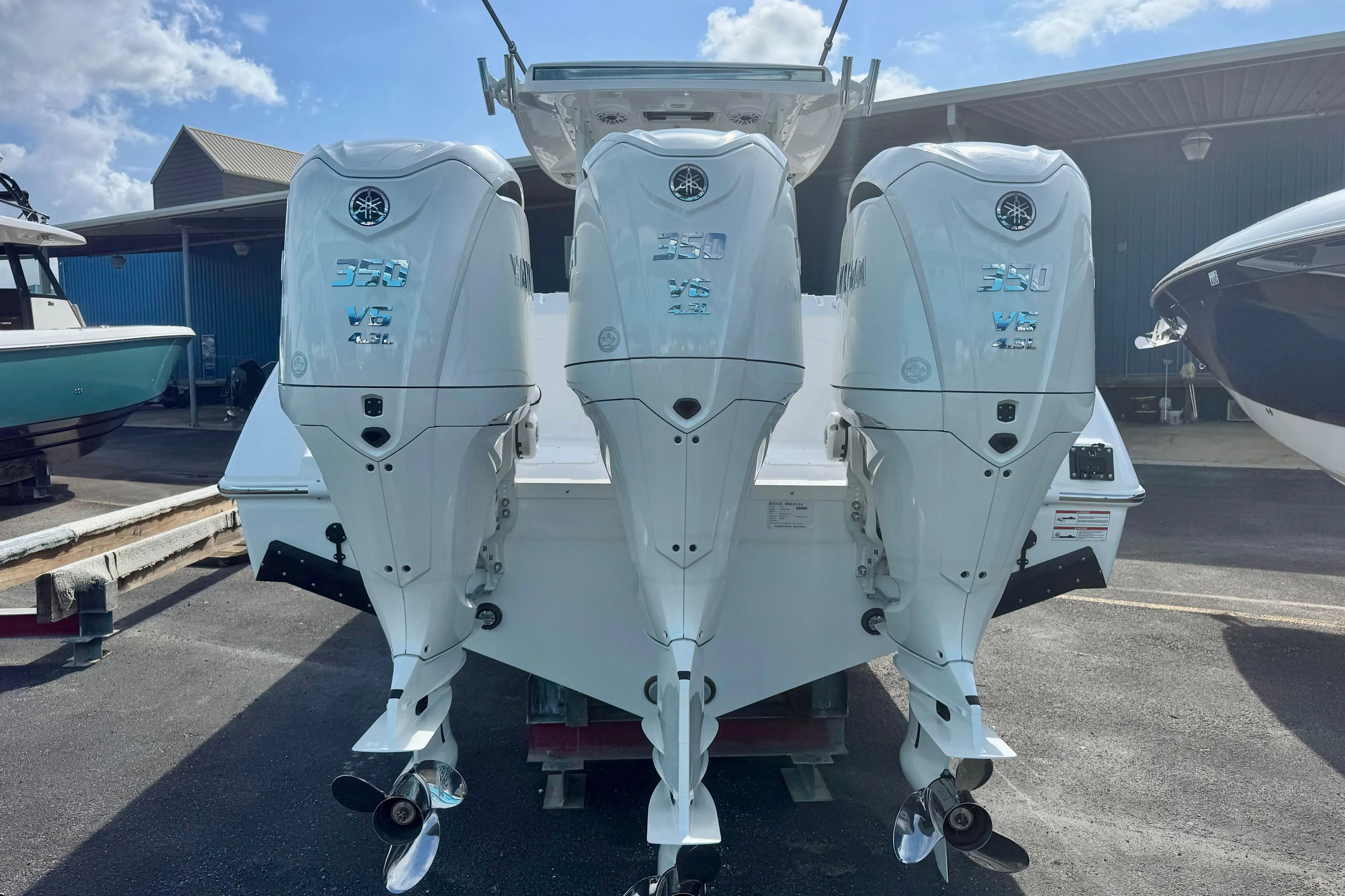 2025 EVERGLADES 375 CC - Image 4