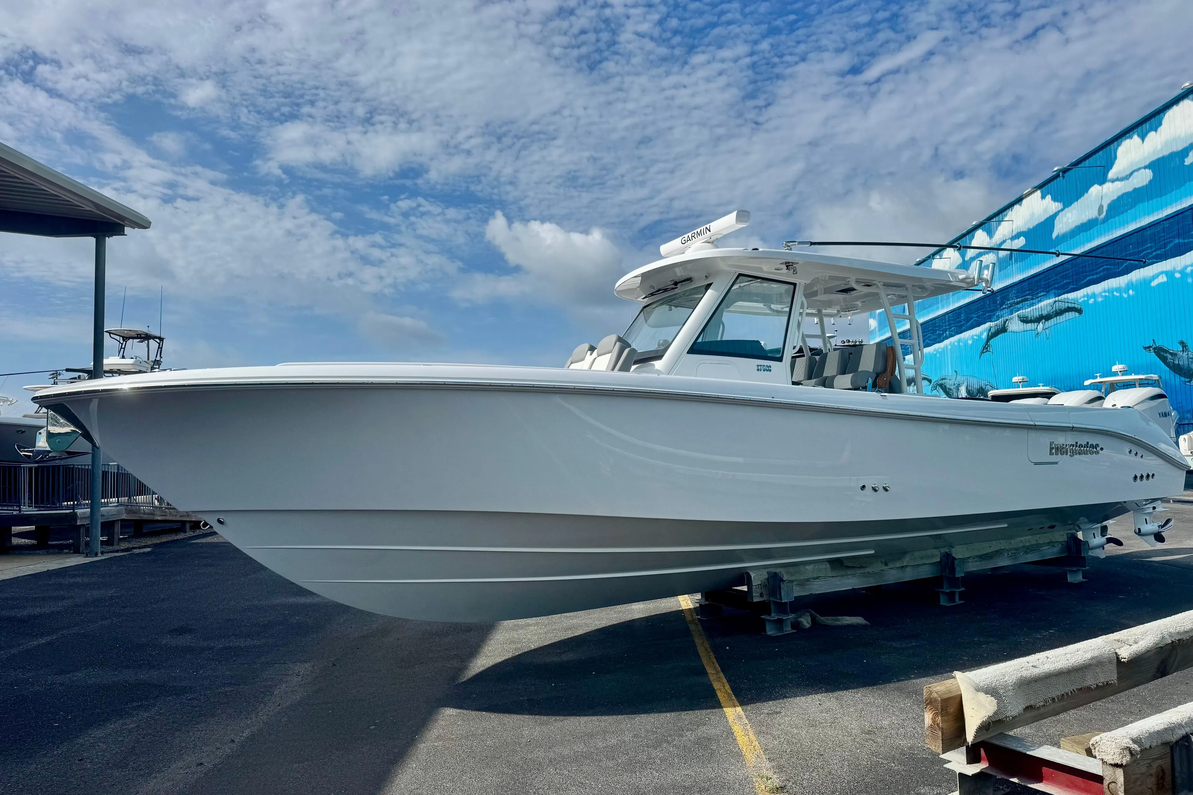 2025 EVERGLADES 375 CC - Image 5