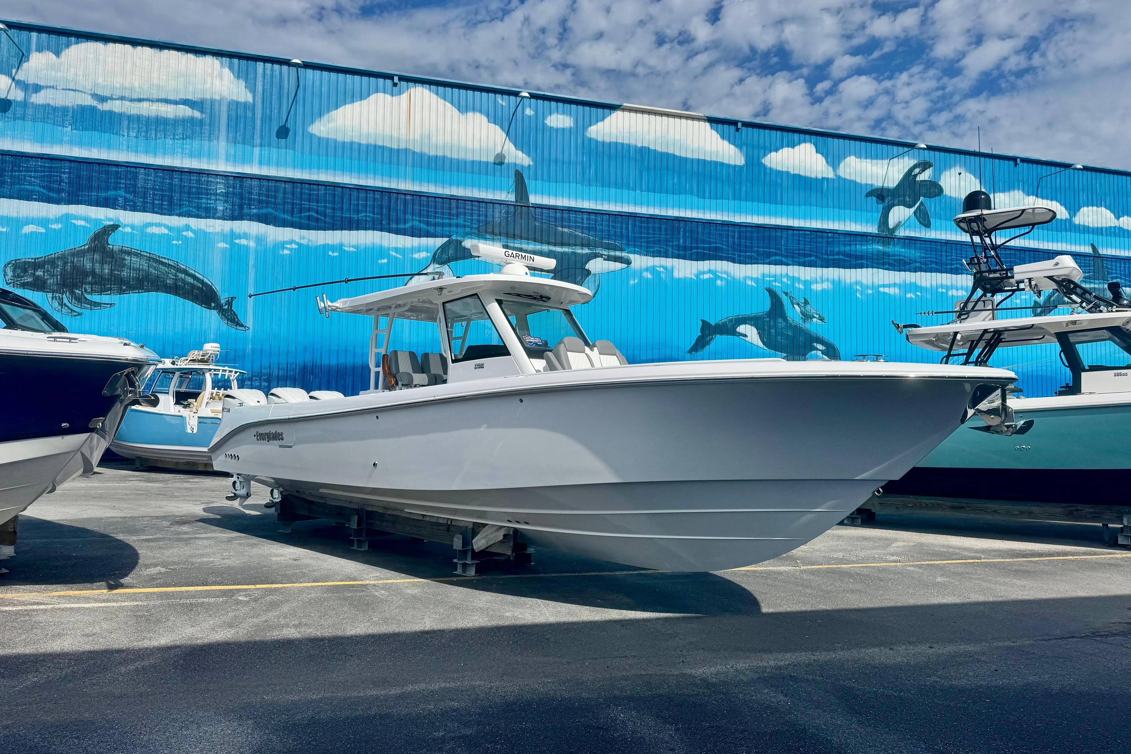 2025 EVERGLADES 375 CC - Image 1