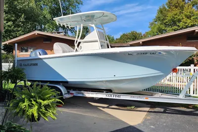 Sailfish 220 CC