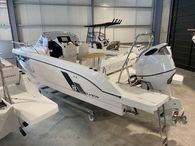 2022 Beneteau Flyer 8 Sundeck
