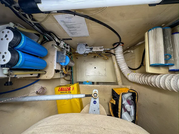 Adventure Yacht Photos Pics 